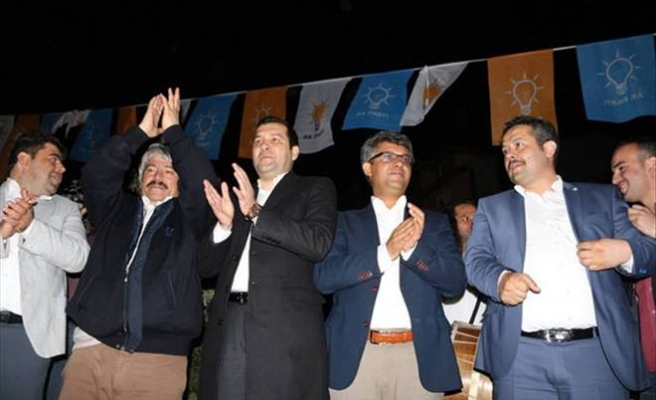 UŞAK AK PARTİ MAHALLE MİTİNGİNDE RENKLİ ANLAR
