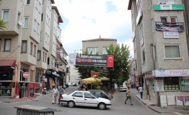 Esnaftan Şehitler İçin Anlamlı Pankart