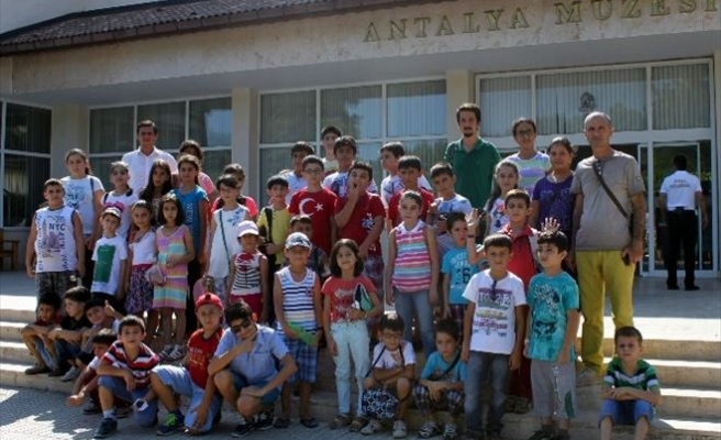 Zeytinköylü Öğrencilere Müzede Tarih Dersi