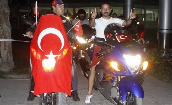 Motorcular Şehitler İçin Toplandı