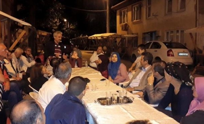 Kaymakam Özer Ve Başkan Yemenici, Mahalle Halkını Dinledi