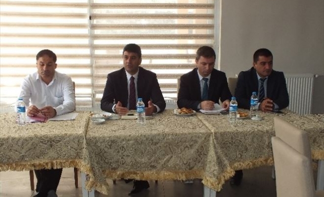 Malazgirt’te Okul Müdürleri Değerlendirme Toplantısı