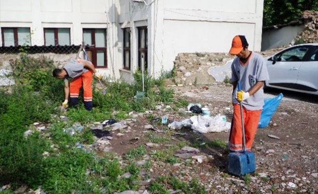İzmit Belediyesi’nden Çöp Uyarısı