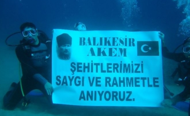 Suyun Altında Şehitleri Andılar