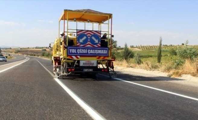 Karalyolları Ekipleri Yolları Çiziyor