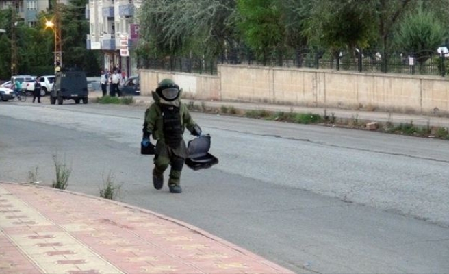 Şüpheli Çanta Polisi Harekete Geçirdi