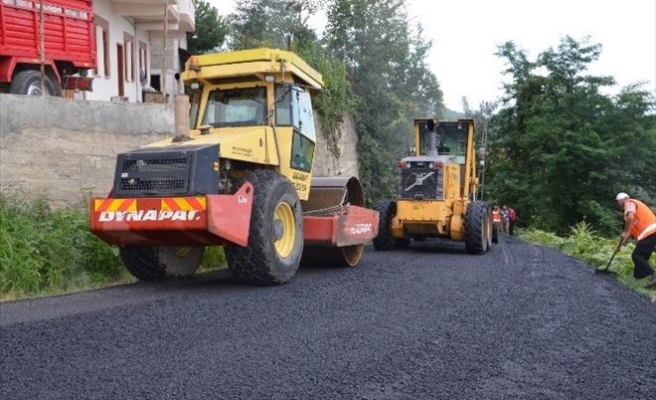 Büyükşehir Asfaltlama Çalışmalarına Devam Ediyor