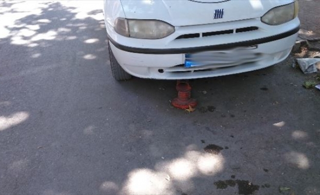 Vatandaşlar Dubalara Zarar Vermeye Devam Ediyor