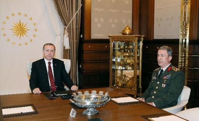 Cumhurbaşkanı Erdoğan, Genelkurmay Başkanı Akar’ı Kabul Etti