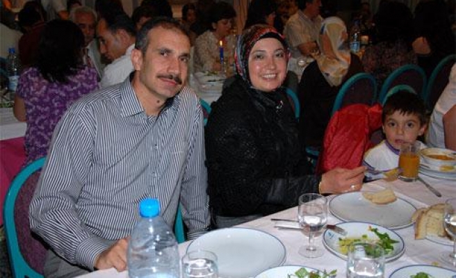 UŞAKLI SARRAF KAZADA YAŞAMINI YİTİRDİ