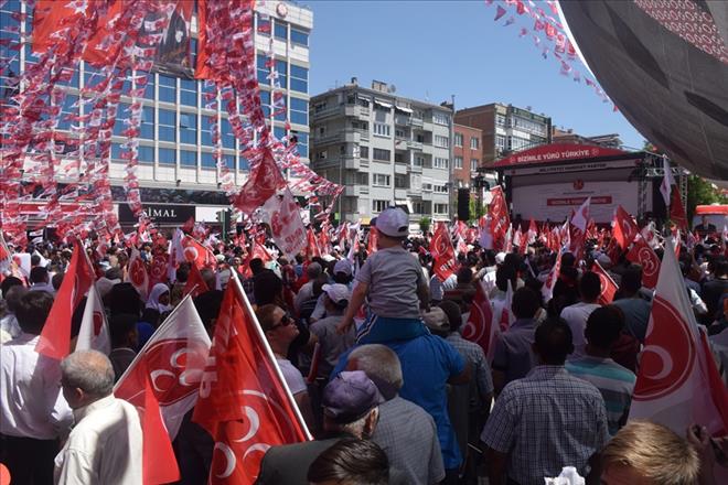 MHP UŞAK MİTİNGİ