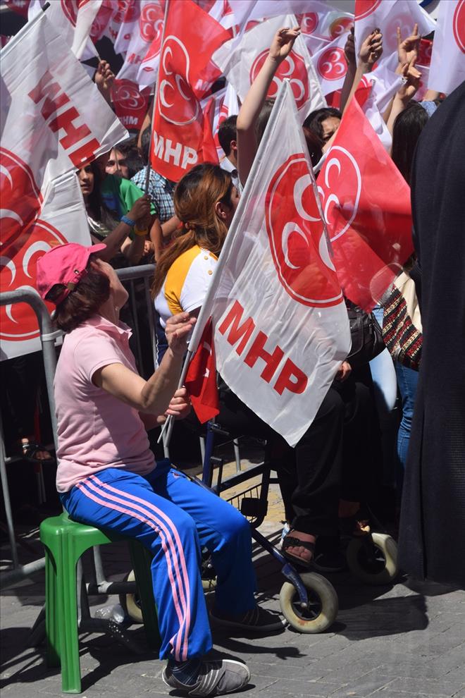 MHP UŞAK MİTİNGİ