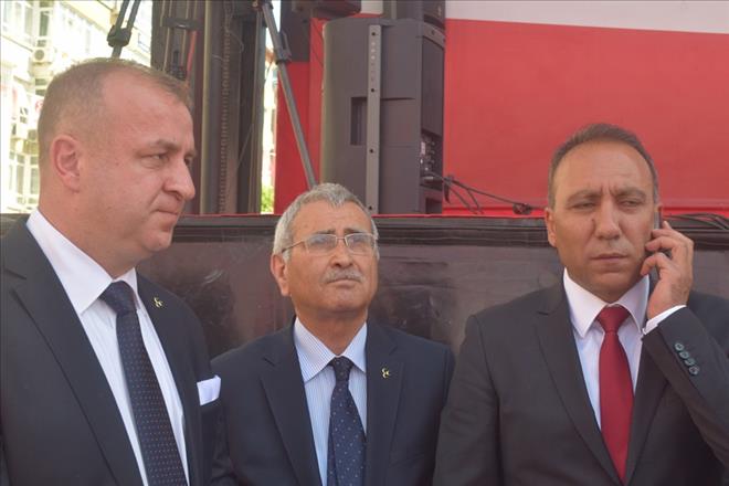 MHP UŞAK MİTİNGİ