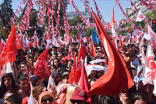 MHP UŞAK MİTİNGİ