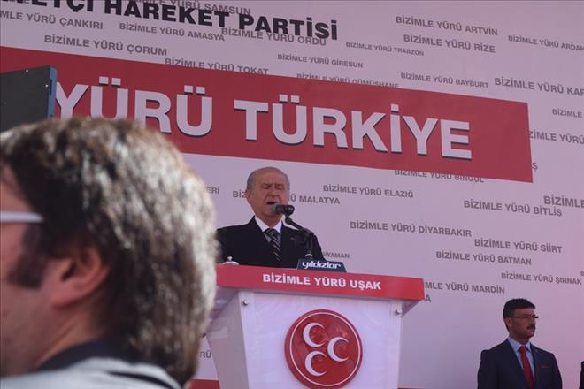 MHP UŞAK MİTİNGİ