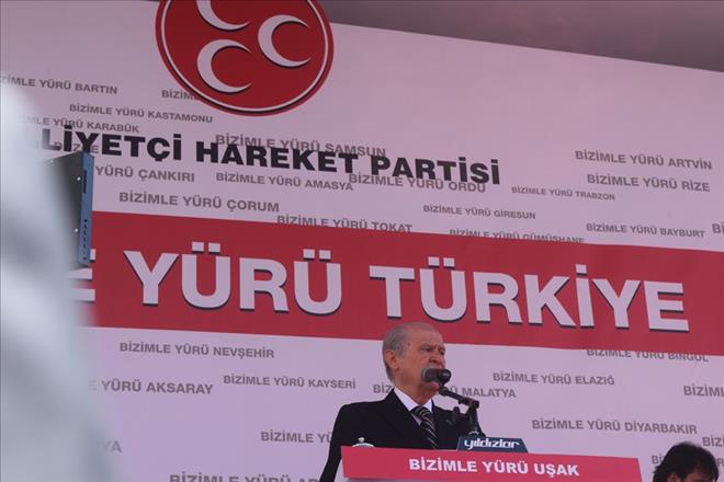 MHP UŞAK MİTİNGİ