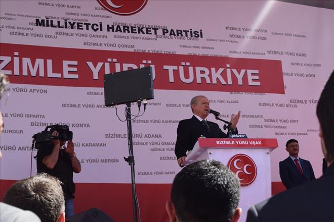MHP UŞAK MİTİNGİ