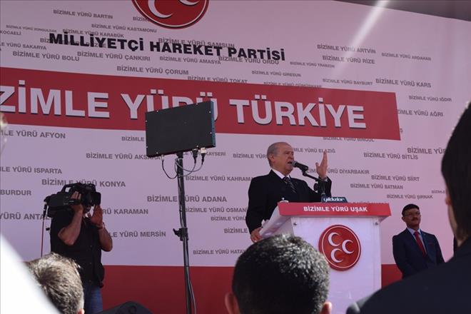 MHP UŞAK MİTİNGİ