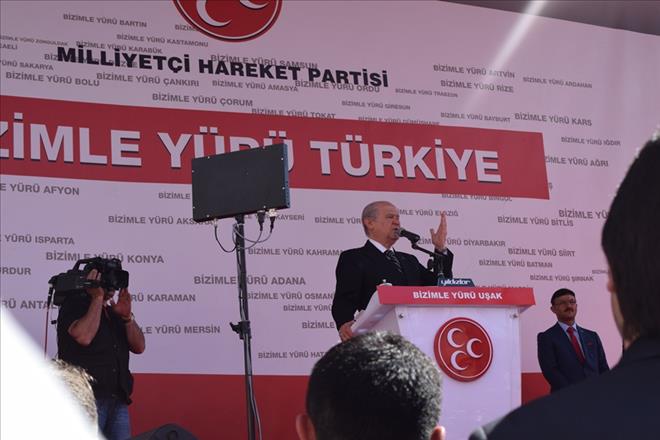 MHP UŞAK MİTİNGİ