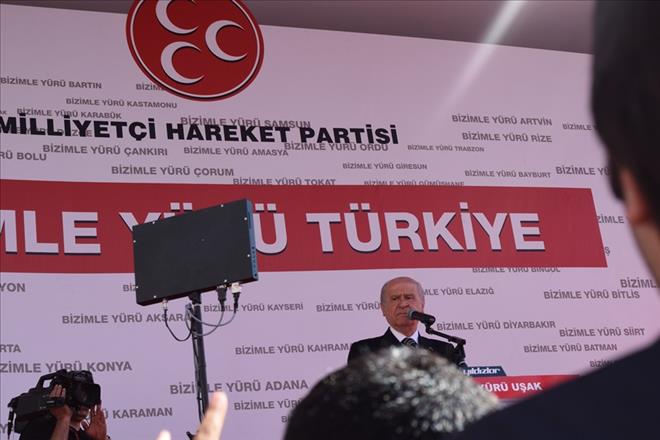 MHP UŞAK MİTİNGİ