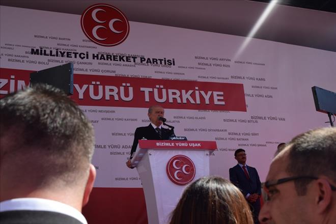 MHP UŞAK MİTİNGİ