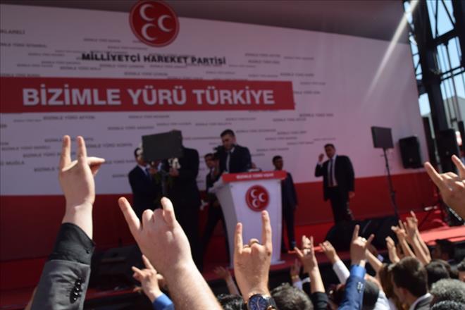MHP UŞAK MİTİNGİ