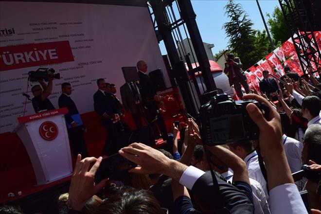 MHP UŞAK MİTİNGİ