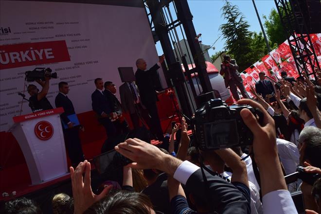 MHP UŞAK MİTİNGİ