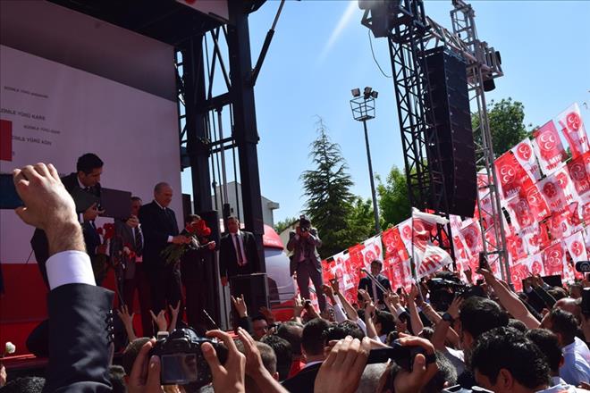 MHP UŞAK MİTİNGİ