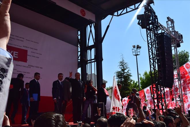 MHP UŞAK MİTİNGİ