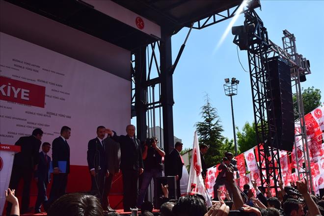 MHP UŞAK MİTİNGİ