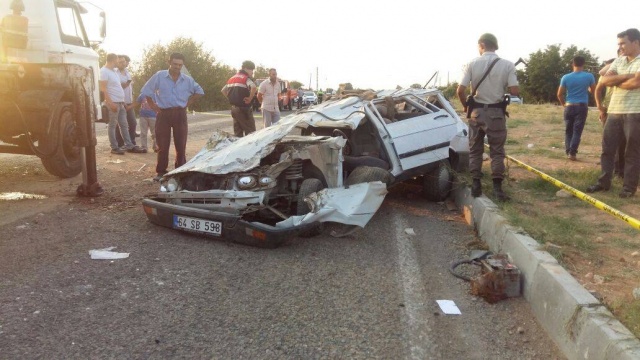 SİVASLI'DA KAZA 1 ÖLÜ 3 YARALI