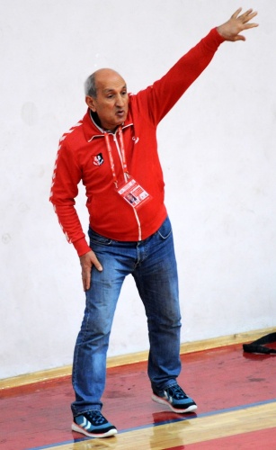 Genç Uşakspor: 32 - Bursa Osmangazi Belediyespor: 31