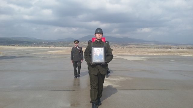 UŞAK ŞEHİDİNİ UĞURLUYOR