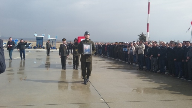 UŞAK ŞEHİDİNİ UĞURLUYOR