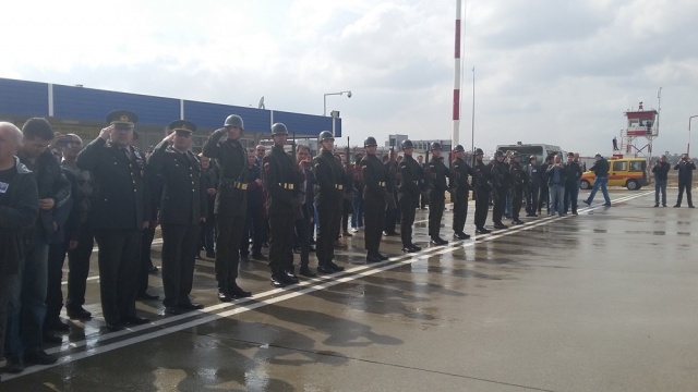 UŞAK ŞEHİDİNİ UĞURLUYOR