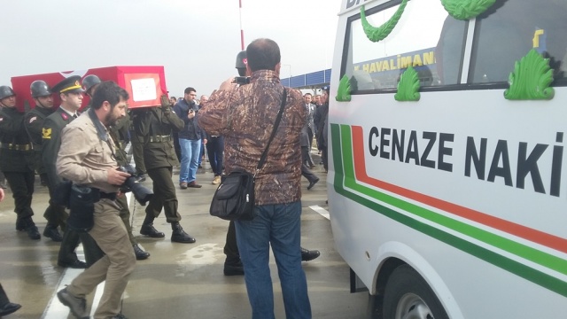 UŞAK ŞEHİDİNİ UĞURLUYOR