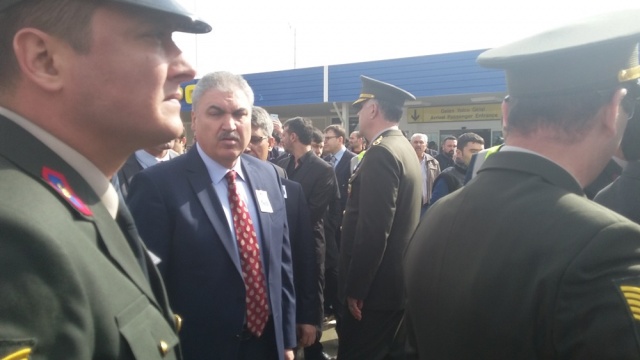 UŞAK ŞEHİDİNİ UĞURLUYOR