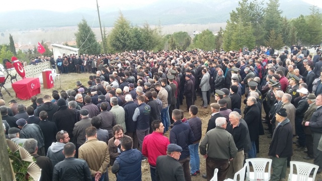 UŞAK ŞEHİDİNİ UĞURLUYOR