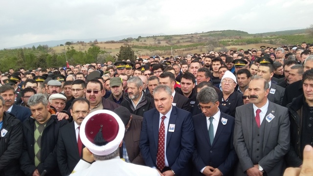 UŞAK ŞEHİDİNİ UĞURLUYOR