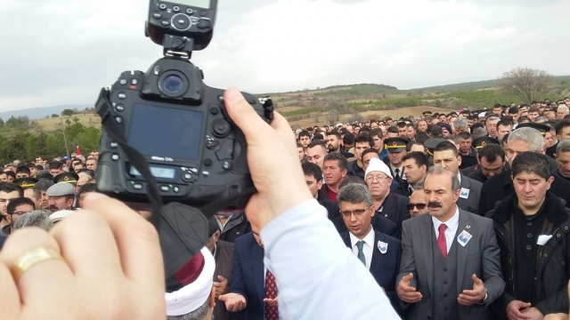 UŞAK ŞEHİDİNİ UĞURLUYOR