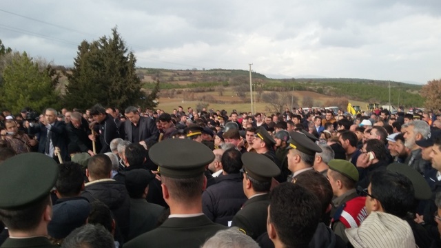 UŞAK ŞEHİDİNİ UĞURLUYOR