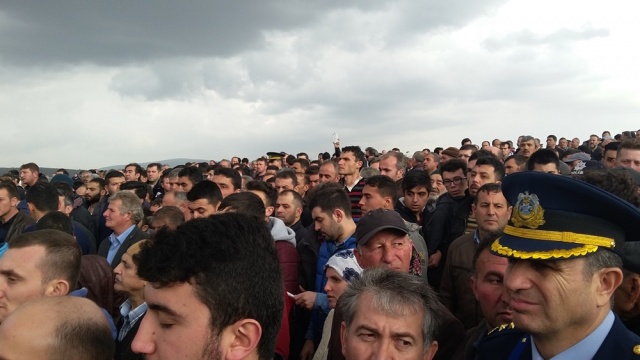 UŞAK ŞEHİDİNİ UĞURLUYOR