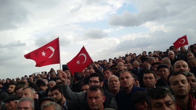 UŞAK ŞEHİDİNİ UĞURLUYOR