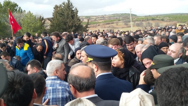 UŞAK ŞEHİDİNİ UĞURLUYOR
