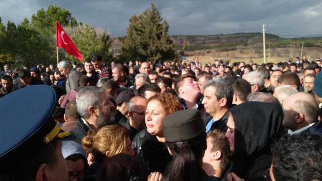 UŞAK ŞEHİDİNİ UĞURLUYOR