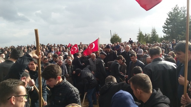 UŞAK ŞEHİDİNİ UĞURLUYOR