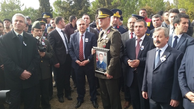 UŞAK ŞEHİDİNİ UĞURLUYOR