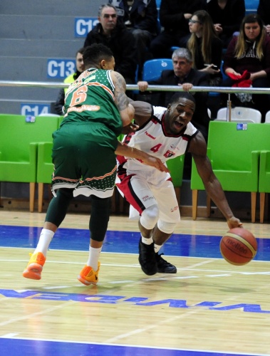 Muratbey Uşak Sportif : 64 - Banvit: 80