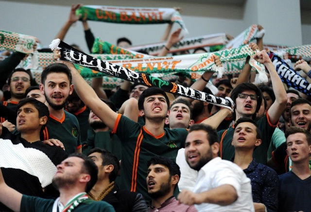 Muratbey Uşak Sportif : 64 - Banvit: 80